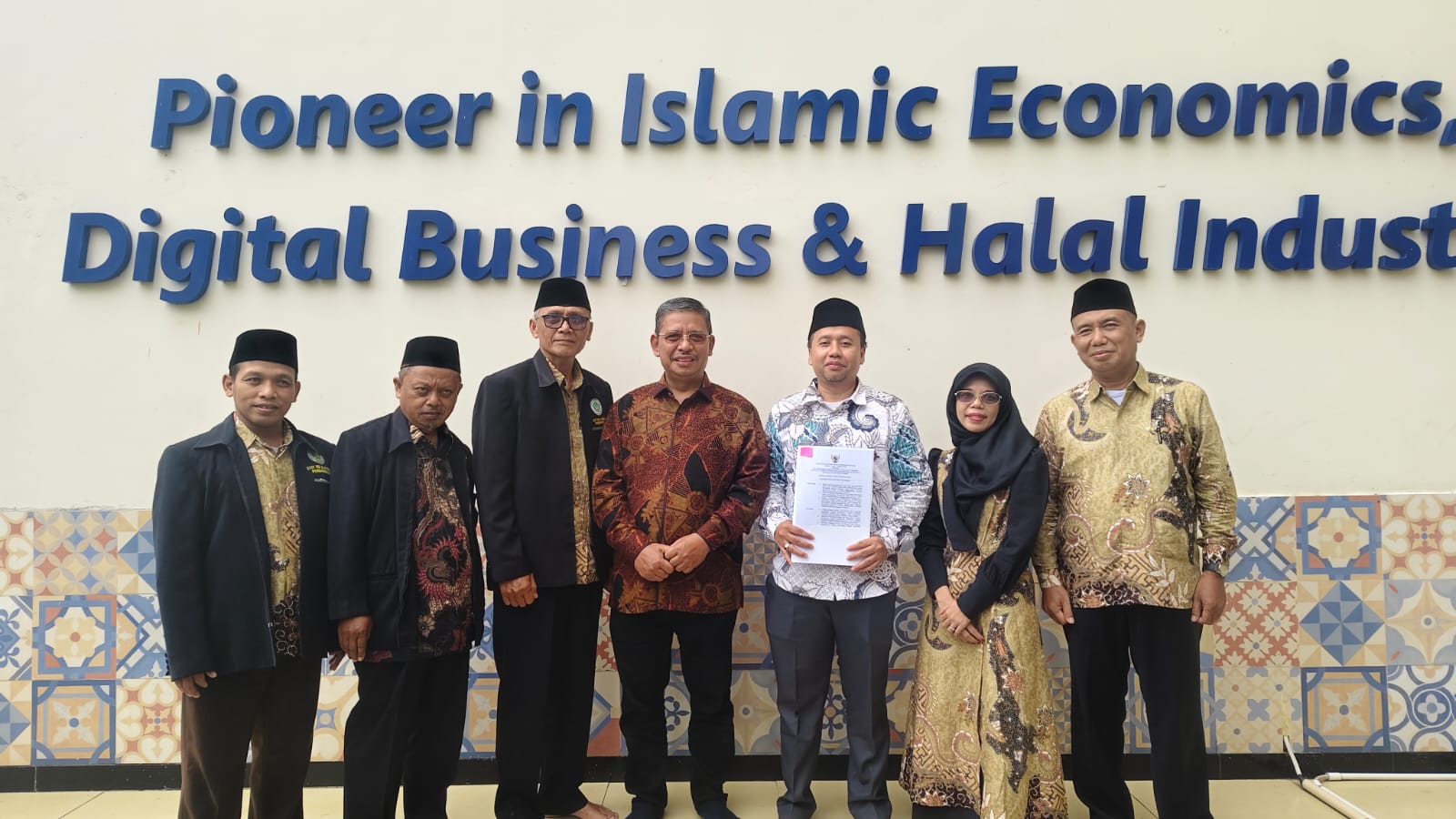 TRANSFORMASI BERSEJARAH: STITNU AL FARABI PANGANDARAN RESMI MENJADI INSTITUT NASIONAL NUSANTARA AL FARABI